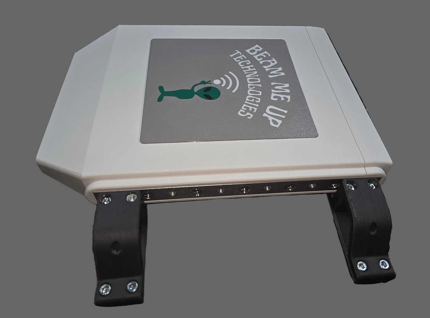 Toyota 300 Series Mount with Custom Carbon Fibre Composite Brackets