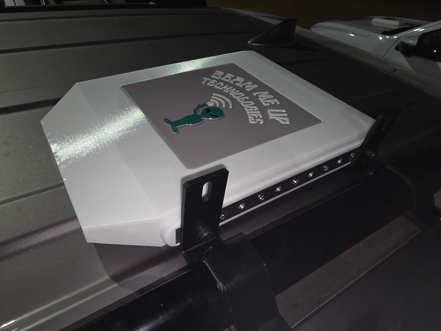 Toyota 300 Series Landcruiser Starlink Mini Mount