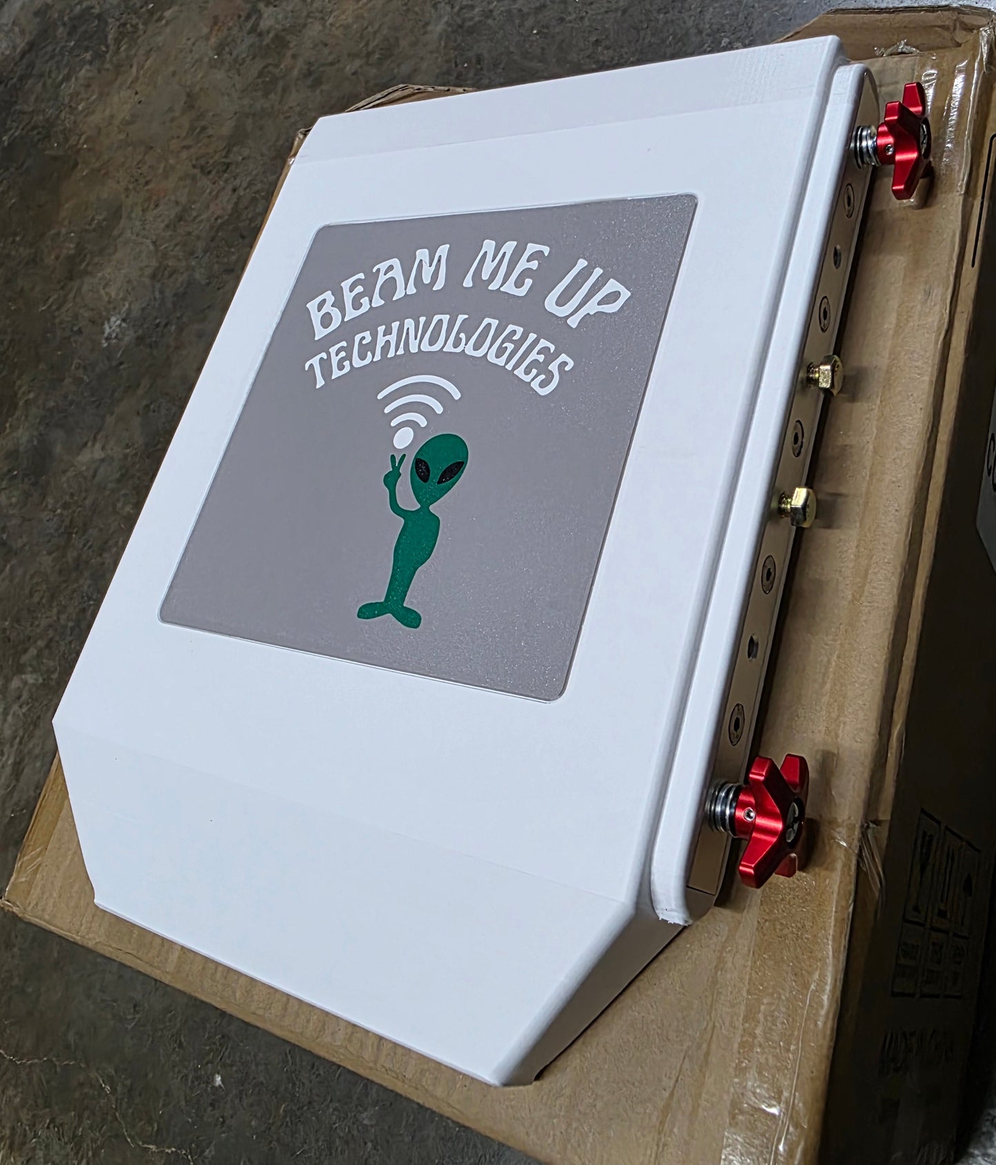 Toyota Landcruiser 300 Series Dual Purpose Mount (additional magnets included)