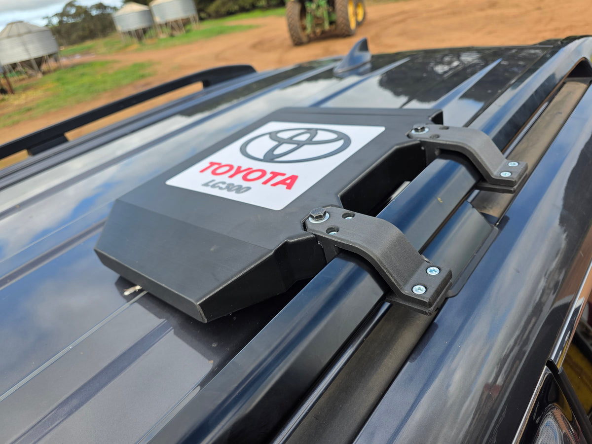 Toyota Landcruiser 300 Quick Release Mount